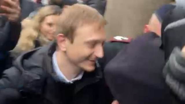 L'arrivo di Alberto Stasi a Pavia per l'incidente probatorio sul delitto di Garlasco