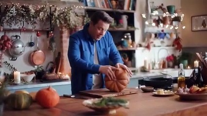 Jamie's Christmas Shortcuts (2023) Season 1 Episode 1