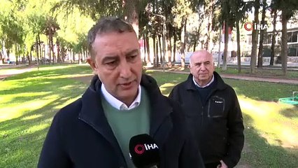 Böyle arıza görülmedi! Elektrikli otomobilin yakınına yıldırım düştü, araç ''hurda'' oldu