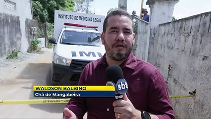 Sequestro e Assassinato de Comerciante em Paraty: Suspeito Vestindo Gorro de Papai Noel em Foco