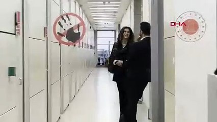 Uyuşturucu testi pozitif çıkan Berrak Tüzünataç adliyeye geldi