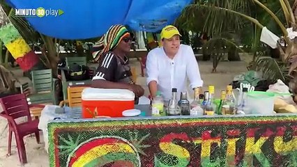 Lizcano recoge en San Andrés la última firma de su aspiración presidencial y se convierte en el único candidato en visitar la isla