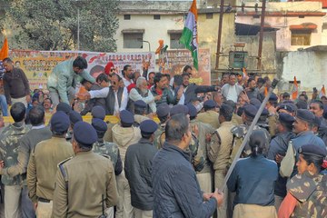 Video: नेशनल हेराल्ड केस: कांग्रेस ने भाजपा कार्यालय का किया घेराव, पुलिस से हुई झूमाझटकी, भाजपा ने भी किया प्रदर्शन