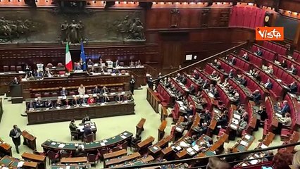 "Ma che sta a dì", grida e gesti dei Deputati Pd durante informativa Meloni alla Camera