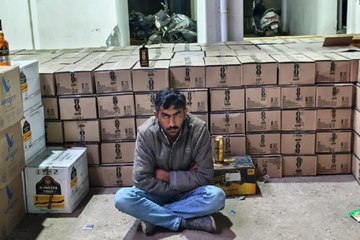 Video News:  एसएमसी की मेहसाणा में दबिश, 95 लाख की विदेशी शराब जब्त