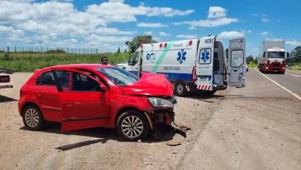 Gol e Silverado se envolvem em colisão na rodovia BR-277