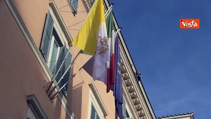 Papa Leone XIV a sorpresa in Senato, il pontefice lascia Palazzo della Minerva dopo la visita