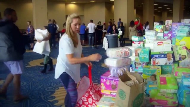 Beyonce Looks Angelic In White Pleading For People To Help Hurricane Victims At Hand In Hand Telethon