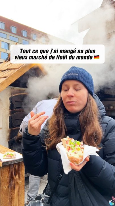 Tout ce que j’ai mangé au plus vieux marché de Noël du monde 🇩🇪