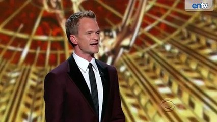 Tina Fey and Amy Poehler Hosting The Golden Globes