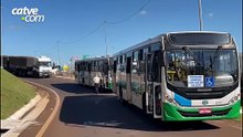 Falha mecânica em carreta causa congestionamento no Trevo Cataratas