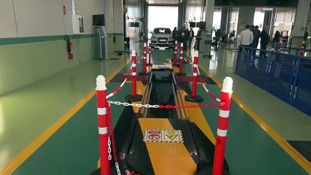 Juanma Moreno inaugura la ITV de Lepe, que beneficiará a 63.000 vehículos de Huelva