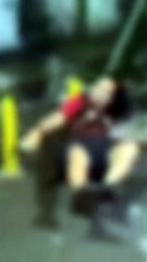 Policial da coronhada em idosa durante abordagem