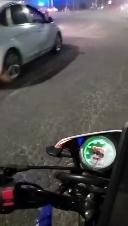 se inceido un puesto de comidas.mp4