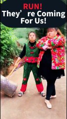 Ultimate Way to Dodge Drinks! 3 Guys vs 1 Girl Hilarious Battle