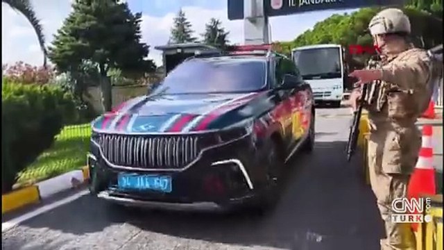 Ünlülere uyuşturucu operasyonunda 3. dalga! Ezgi Eyüboğlu dahil 8 kişi gözaltına alındı