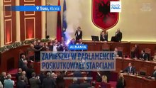 Albania: Posłowie opozycji odpalili race w parlamencie