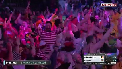 Le Kényan David Munyua, nouveau chouchou des fans au Championnat du monde de fléchettes - Fléchettes