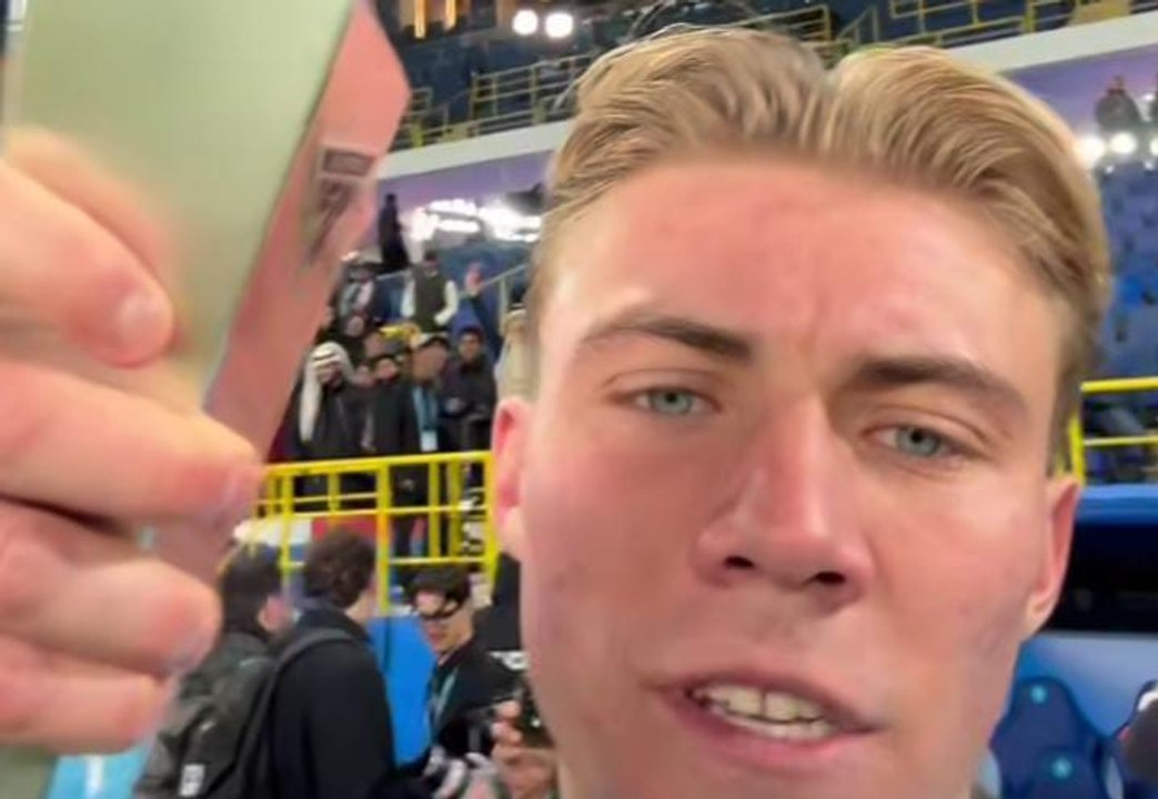 "Portiamo la coppa a Napoli!", il messaggio di Hojlund per i tifosi post-Milan VIDEO
