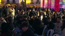Cake Minuesa | Activistas de extrema izquierda intentan reventar el acto de VOX en Extremadura