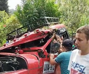 Accidente de tránsito dejó 15 personas heridas en Antioquia: autoridades investigan