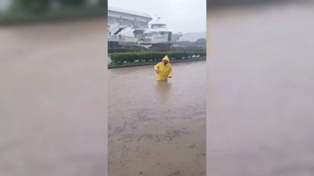 Maltempo, Portoferraio sott'acqua: il video simbolo di una situazione che esaspera