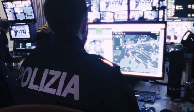 Pedopornografia online, blitz in tutta Italia: arresti e migliaia di file sequestrati (19.12.25)