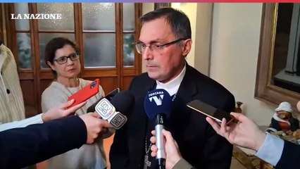 Firenze, l'arcivescovo e l'overtourism: "Può rovinare la città". Messa di Natale in carcere