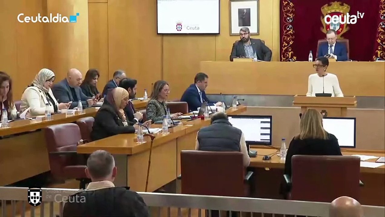 Chandiramani defiende las enmiendas del PP apoyándose en el refuerzo de las políticas educativas