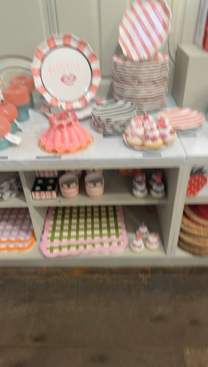 Welcome to FLEUX 🧁🍓🎀