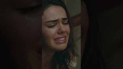 سيفدا عم تبكي وعلي عم يراضيها - مسلسل لا أحد يعلم #shorts #مدبلج #kimsebilmez ​ #مسلسل  @atvarabic