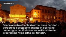 Babbo Natale si cala dalla Torre dell’orologio di Palazzo Pretorio a Pisa