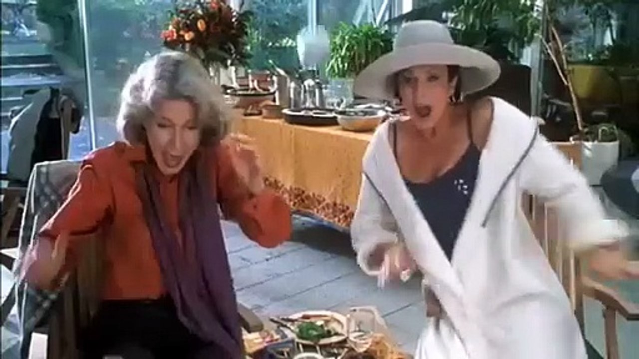 Los padres de ella Tráiler VO