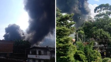 Voraz incendio consumió bodega de pintura en La Estrella, Antioquia