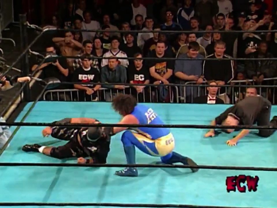 History of ECW - Super Crazy vs Super Calo ECW Hardcore TV December 11th, 1999