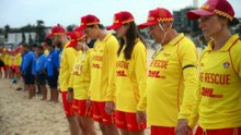 Bondi surf lifesavers observe two-minute silence in tribute to victims of terror attack