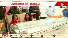 മമ്മൂട്ടി ശ്രീനിവാസൻ്റെ വീട്ടിൽ; ഉറ്റ സുഹൃത്തായ ശ്രീനിയുടെ ഭൗതികദേഹം കാണാനെത്തിയത് കുടുംബസമേതം