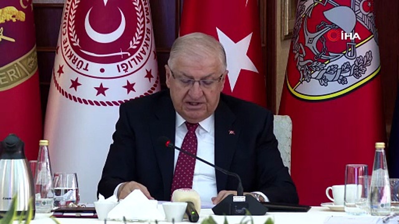 Bakan Güler: "PKK’yı tam bitirdiğimiz anda terör örgütü de ’Terörsüz Türkiye’ sürecine uyacağını açıkladı"