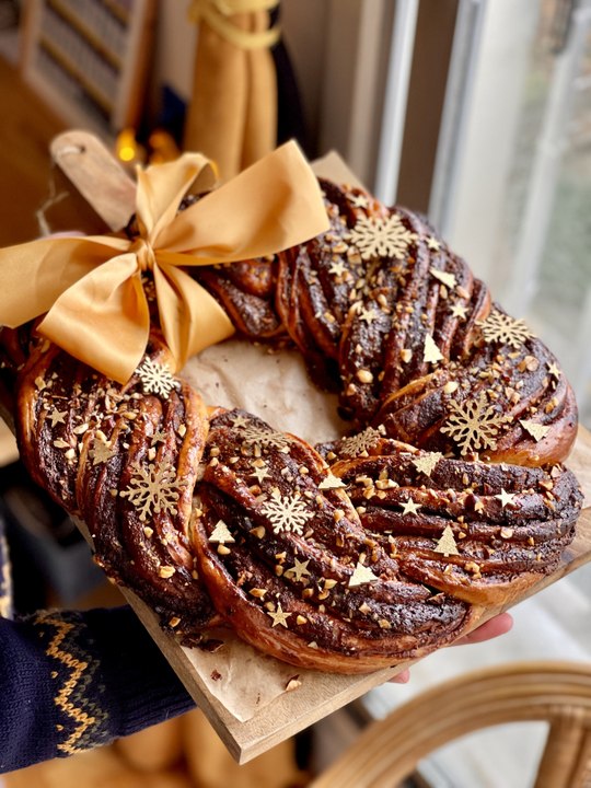 Babka de Noël Chocolat et Praliné Noisette en Couronne | Recette pour Brunch ou Goûter de Fête