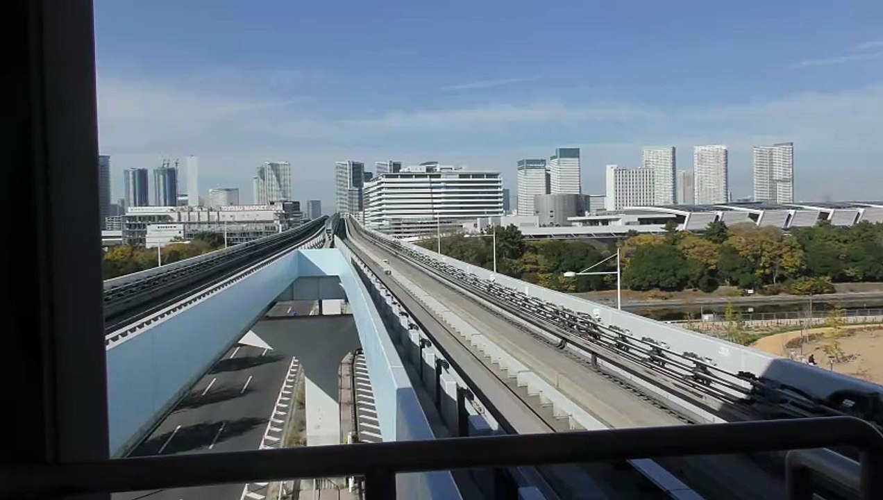 ゆりかもめ7300系 有明テニスの森&東京国際クルーズターミナル 到着シーン