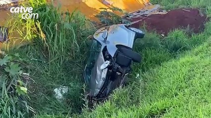 Colisão entre ônibus e carros na BR-369 deixa duas mulheres feridas em Cascavel