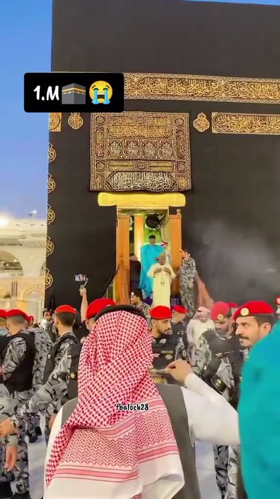 madinah munawra Madinah, the City of the Prophet, shines bright A beacon of faith, where Islam's history takes flight The Masj...d come to feel The city's warm hospitality and welcoming smile Make it a place of pilgrimage, worth traveling a long while