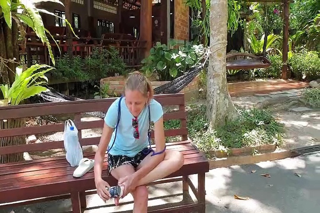 11.04.2019 - Jak Melounka štípla vosa