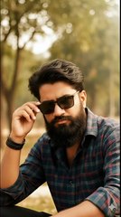 “Main tujhe dil se… is dil se nikaalun kaise?” 💔 Yeh emotional sad shayari video us bechaini ko bayan karti hai jab mohabbat chhod kar bhi dil se nahi jaati. AI-generated heartfelt clip jo yaadon, judai aur tootay jazbaat ko mehsoos karne walon ke liye h