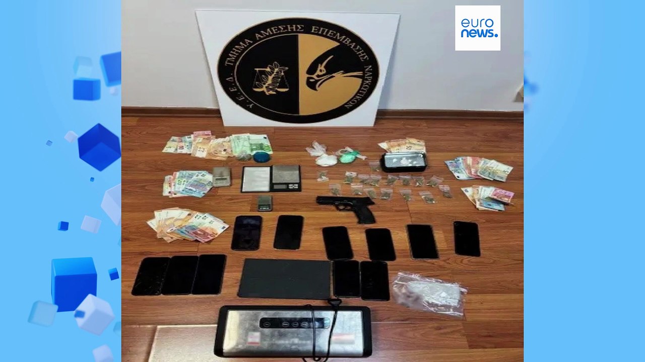 Ελλάδα: Εξάρθρωση σπείρας που διακινούσε ναρκωτ...