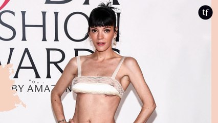 "On dirait une escort" : Lily Allen en mère Noël très sexy dans un strip-club, elle choque les internautes