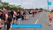 Los primeros hinchas de Estudiantes en San Nicolás