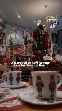 J’ai trouvé le café comme dans les films de Noël… et il existe vraiment ! ✨ ©️ Crédit : @petitmauda🎁 Tous nos bons plans à retrouver en bio ! ❤️‍🔥👉🏻 Abonne-toi au Petit Mauda pour plus d’inspiration ! 🌳