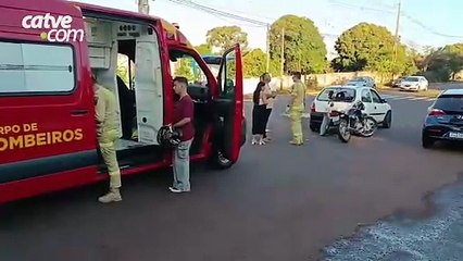 Adolescente fica ferida em acidente entre moto e carro na Avenida Maripá, em Toledo