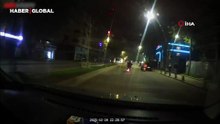 Üsküdar'da tehlikeye davet: Araç içi kamerası kaydetti